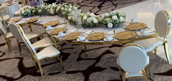 Surpentine Table