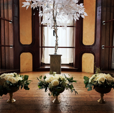 White centerpieces