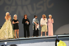 Hollywood Bowl Sin-A-Long 2012 hwdbowlxx.jpg