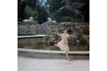 Wait for me!!!!! xdebjump.jpg