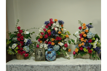 Coordinating "Mother" Urn Pieces