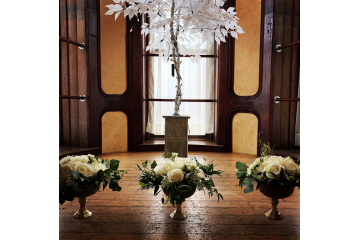 White centerpieces