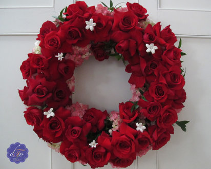 Red Rose Wreath