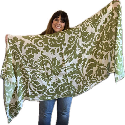 Marta's Drapes Luxurious Wool/Silk Scarf